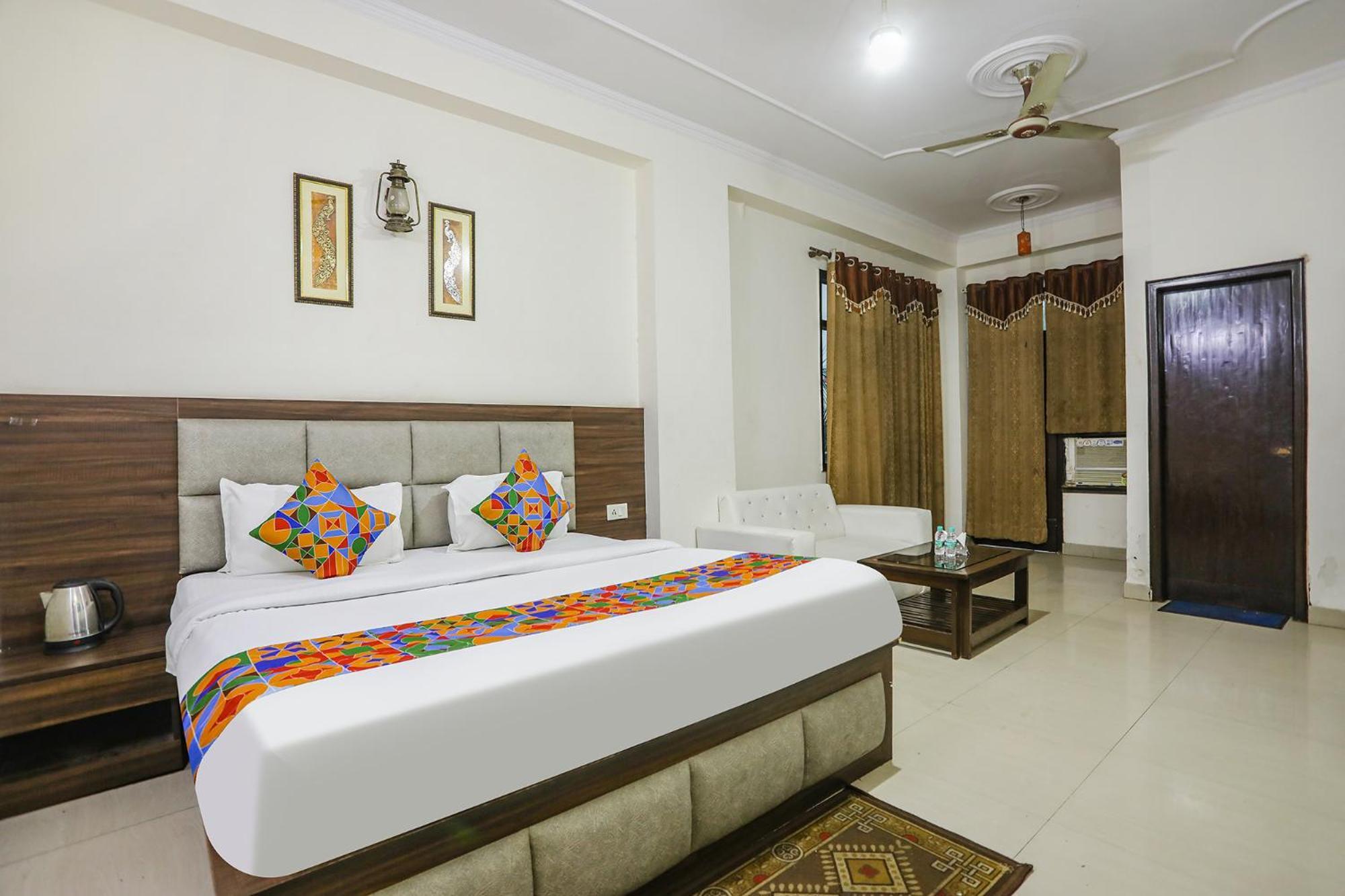 Fabhotel Corporate Stay Νόιντα Εξωτερικό φωτογραφία